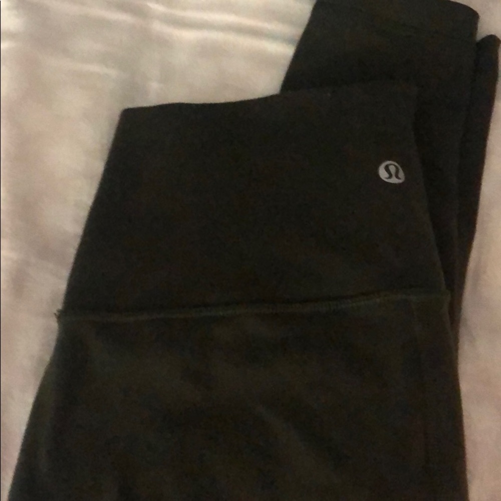 Lululemon olive green leggings Size 4